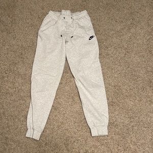 Light grey Nike Sweatpants